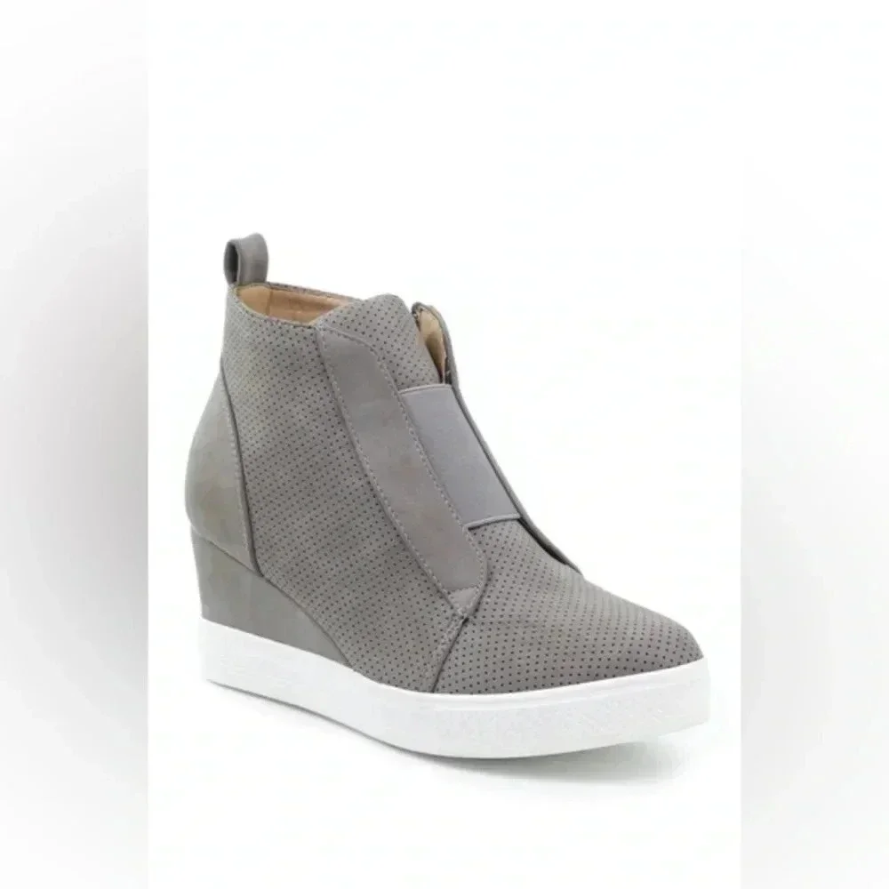 Catherine Malandrino Sabra Wedge Sneaker in Grey - 7.5 NEW